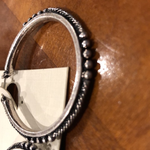 Lucky brand earrings - Picture 2 of 4